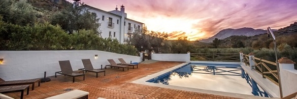 Alojamiento rural con piscina Cordoba Andalucia 