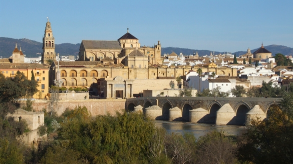 roman bridge and mezquita cordoba 