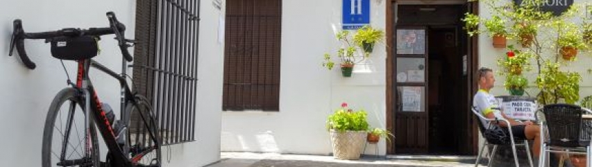 Custom bike tour white towns southern Spain 