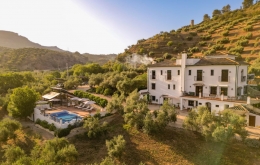 Hotel con encanto con piscina Andalucia Casa Olea Subbetica 