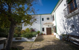 Casa Olea B&B Andalucia cortijo farmhouse